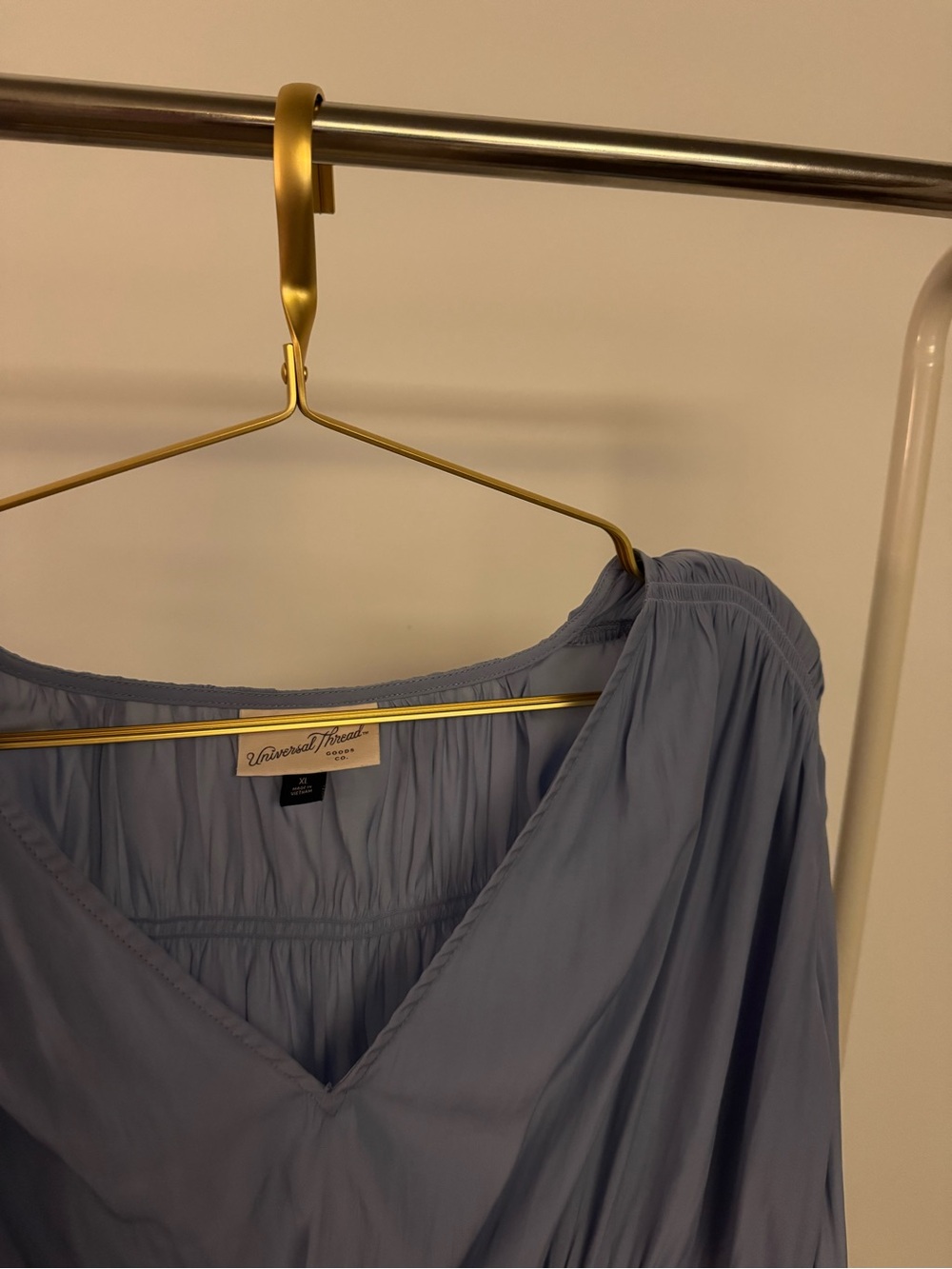 Universal Thread Sky Blue V-Neck Peasant Blouse